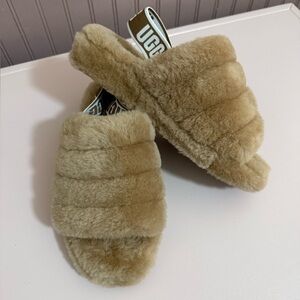Ugg Fluff Yeah slides
